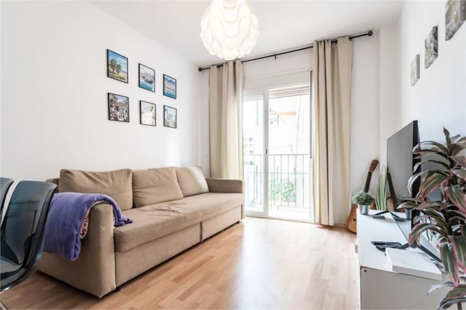 Apartamento céntrico a 250 metros de la playa & parking Apartment in Fuengirola