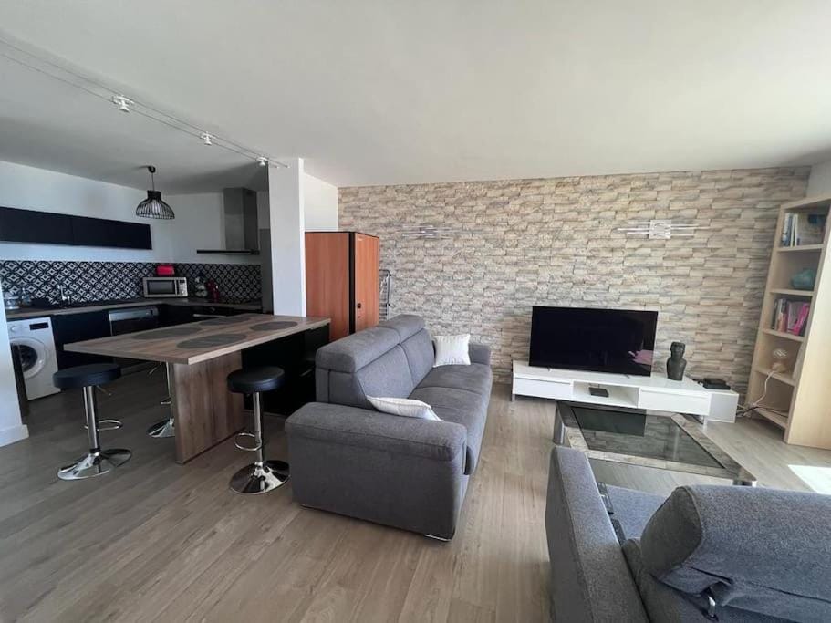Spacieux et moderne appartement en bord de mer Apartment in Mauguio