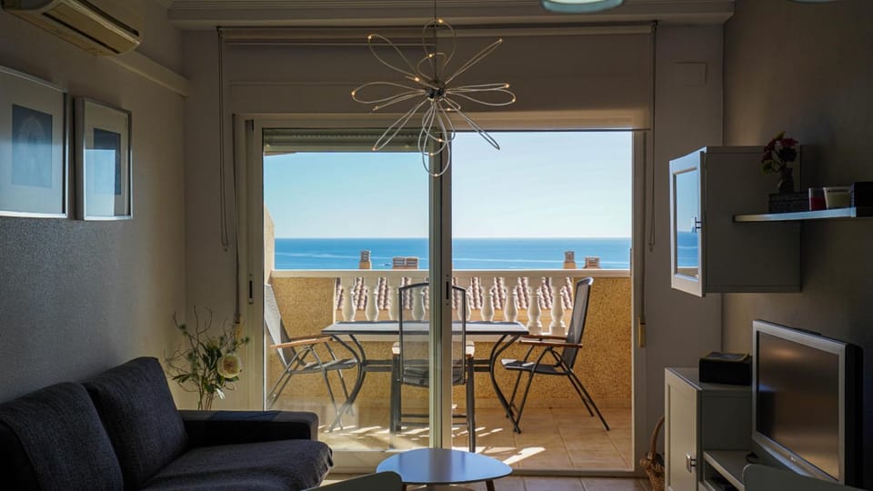 View (from property/room), Balcony/Terrace, Balcony/Terrace, Dining area, Sea view