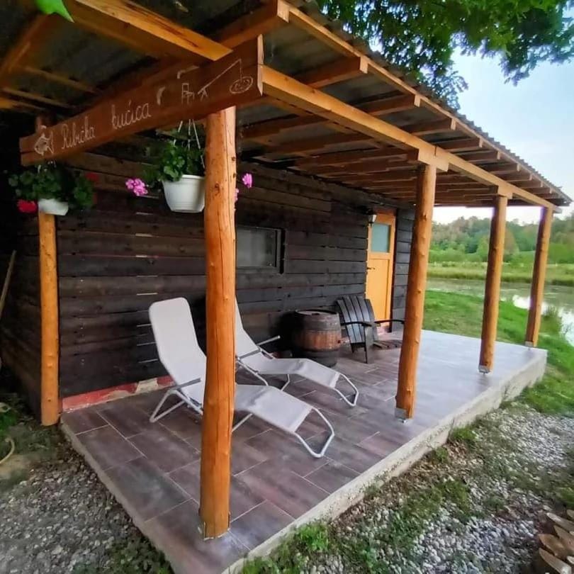LAKE FISHING Resort Apartment in Slovenia