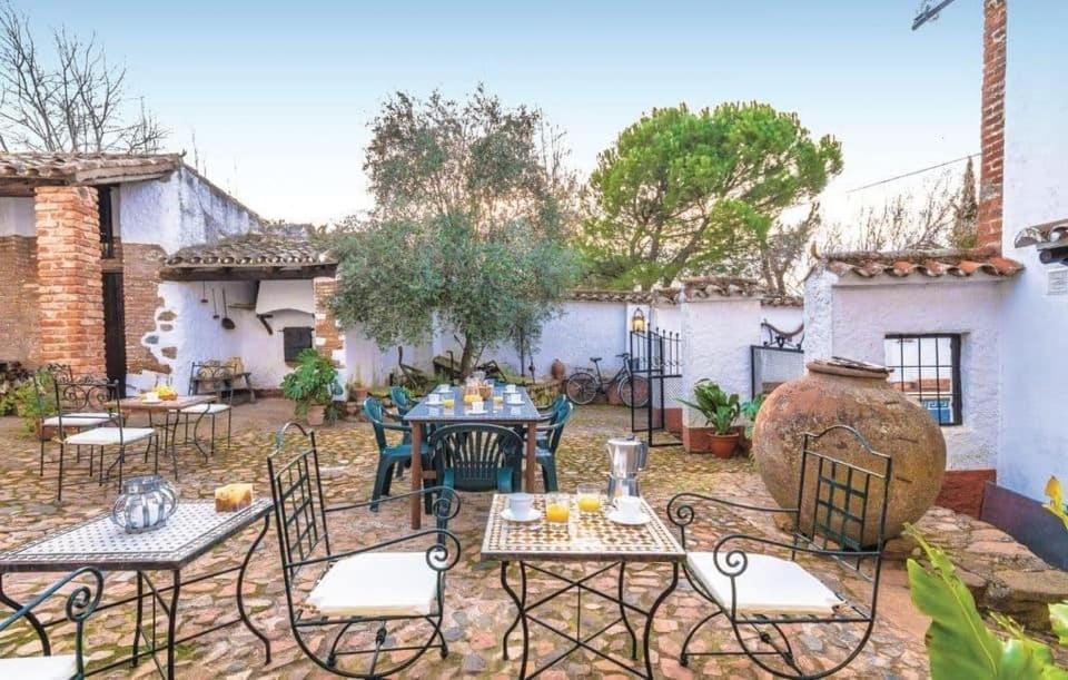 Garden, Balcony/Terrace