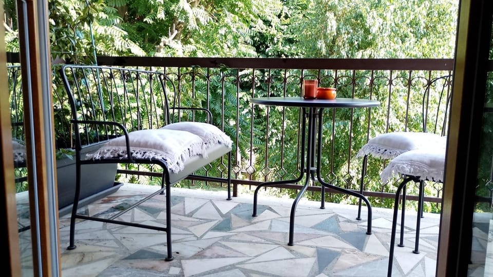 View (from property/room), Balcony/Terrace