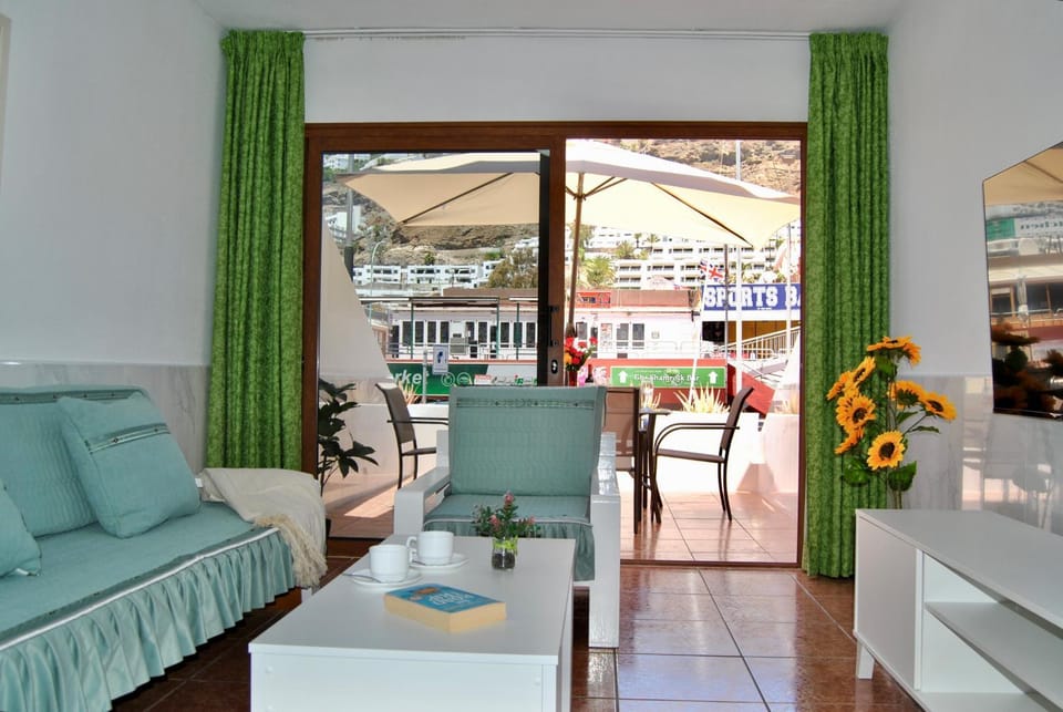 Balcony/Terrace, Living room, Seating area