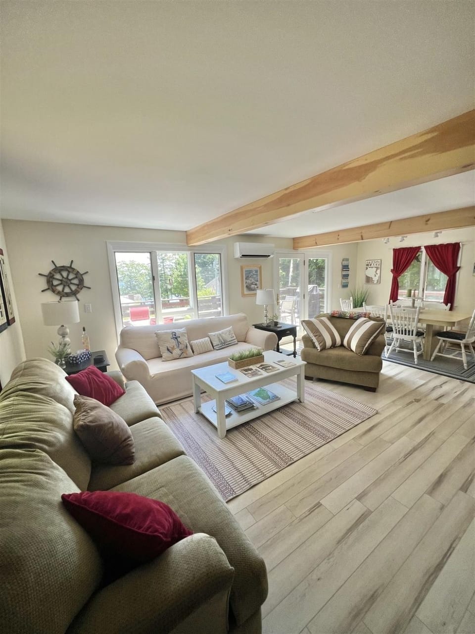 DAYBREAK LIMIT 8 villa Villa in Sebago Lake