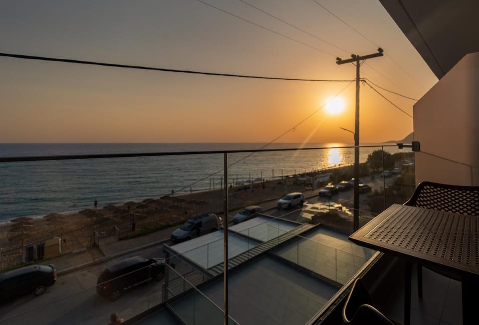 Balcony/Terrace, Sea view, Sunset