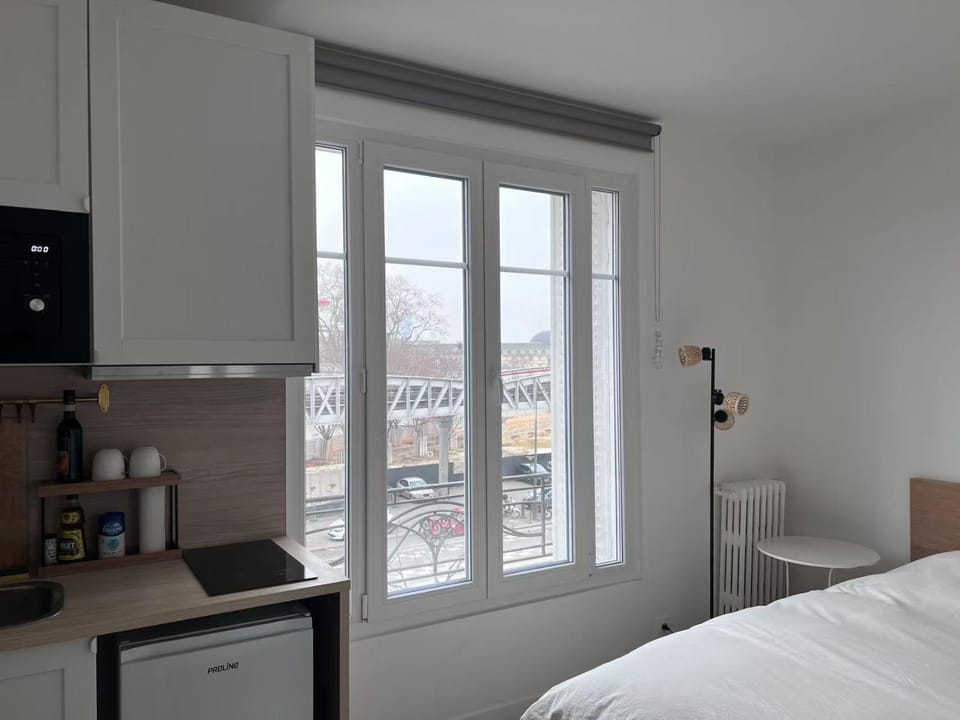 Studio Plein Soleil Seine Apartment in Paris