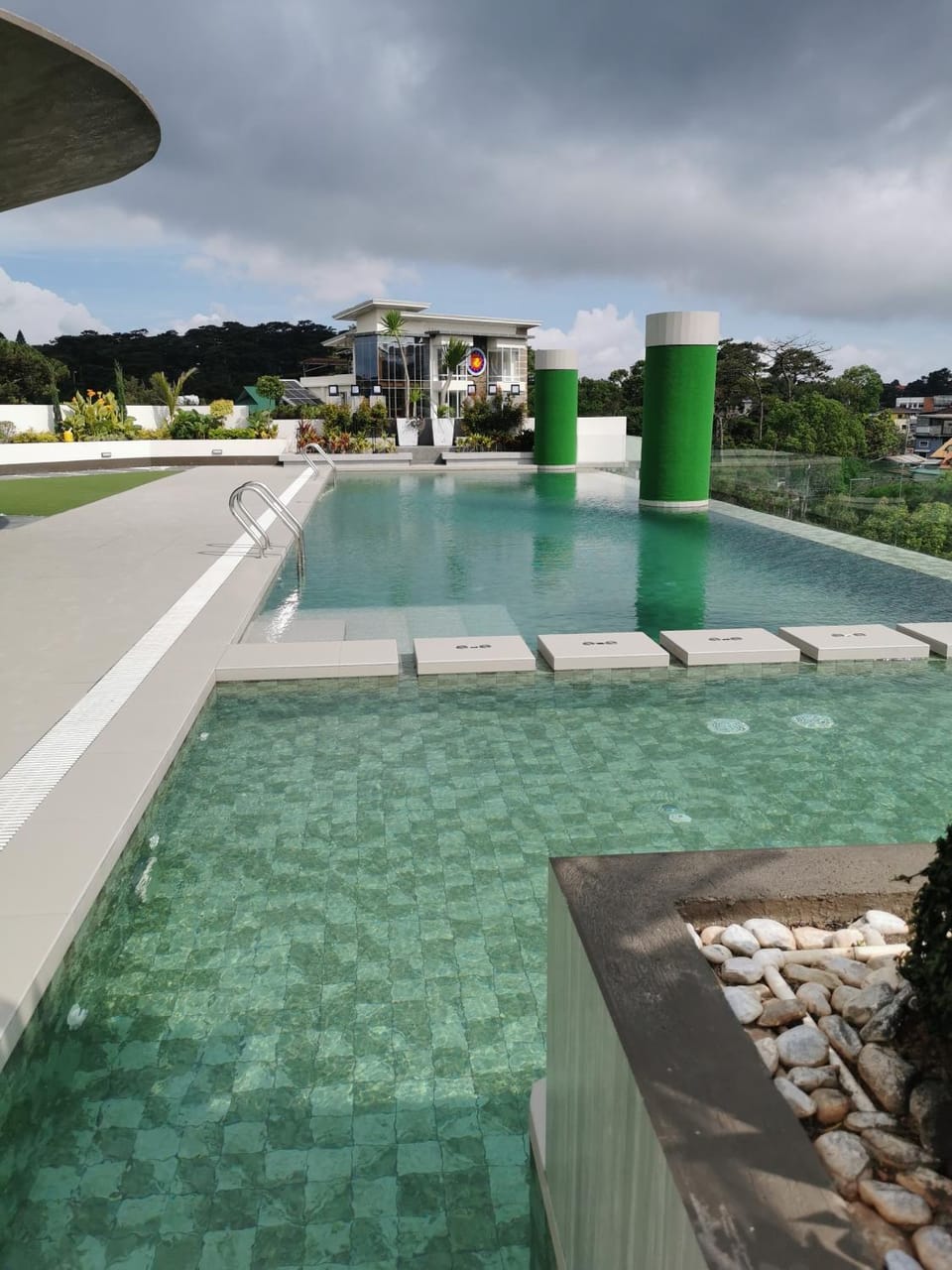 Swimming pool