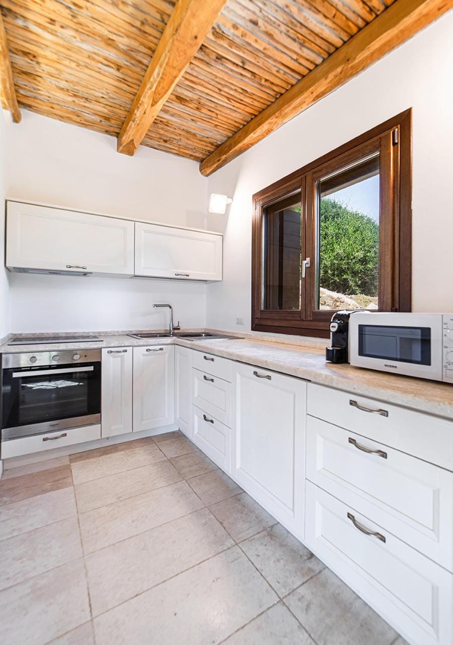 Kitchen or kitchenette, dishwasher, pet friendly, stove