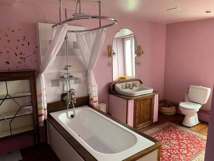 Toilet, Bathroom, Bath