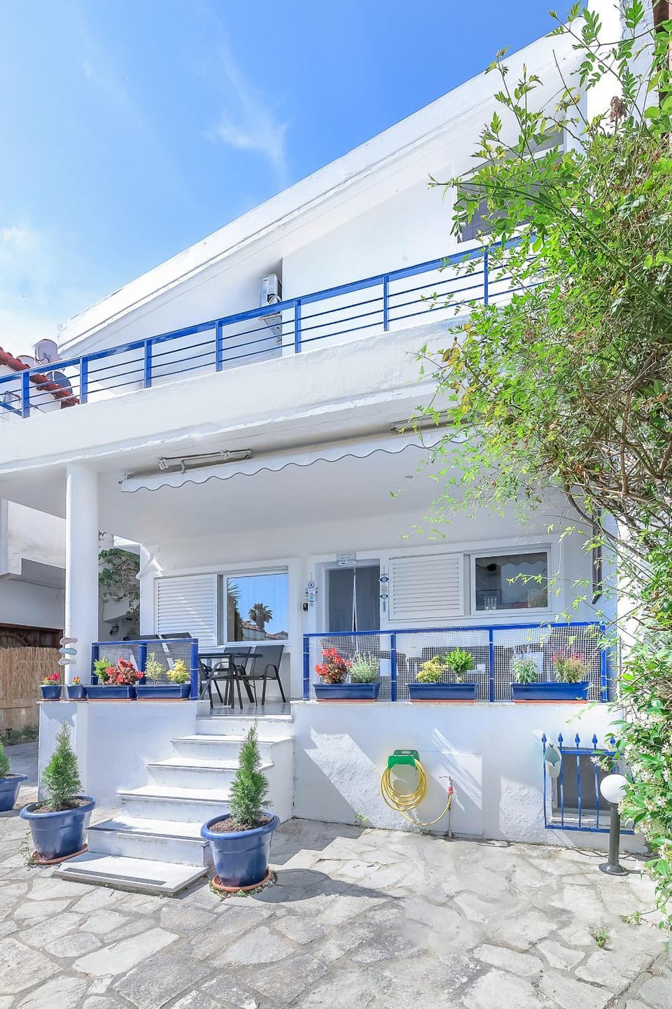 Property building, Patio