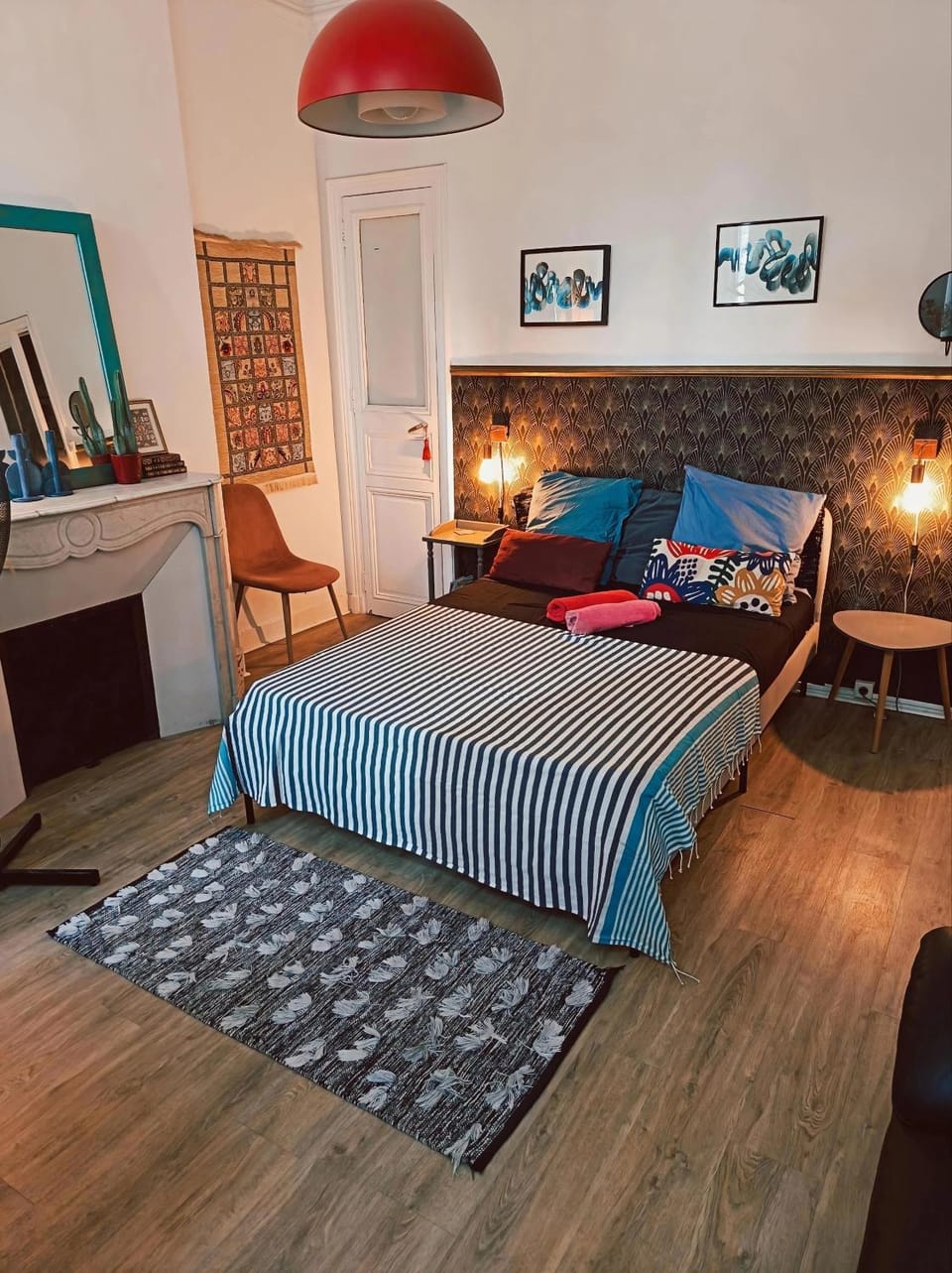Chez l'habitant, propose Grande chambre Vieux port Marseille Vacation rental in Marseille