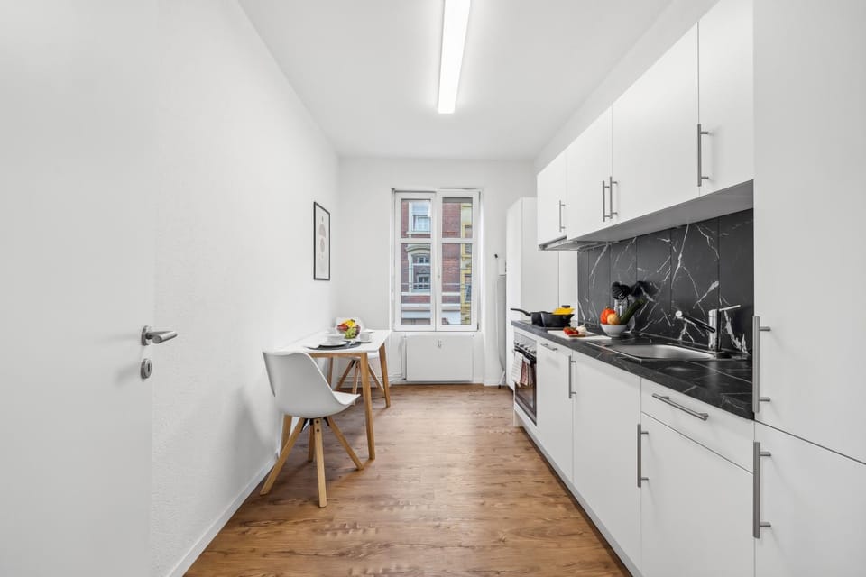 Kitchen or kitchenette, Seating area, Dining area, oven, stove, kitchen