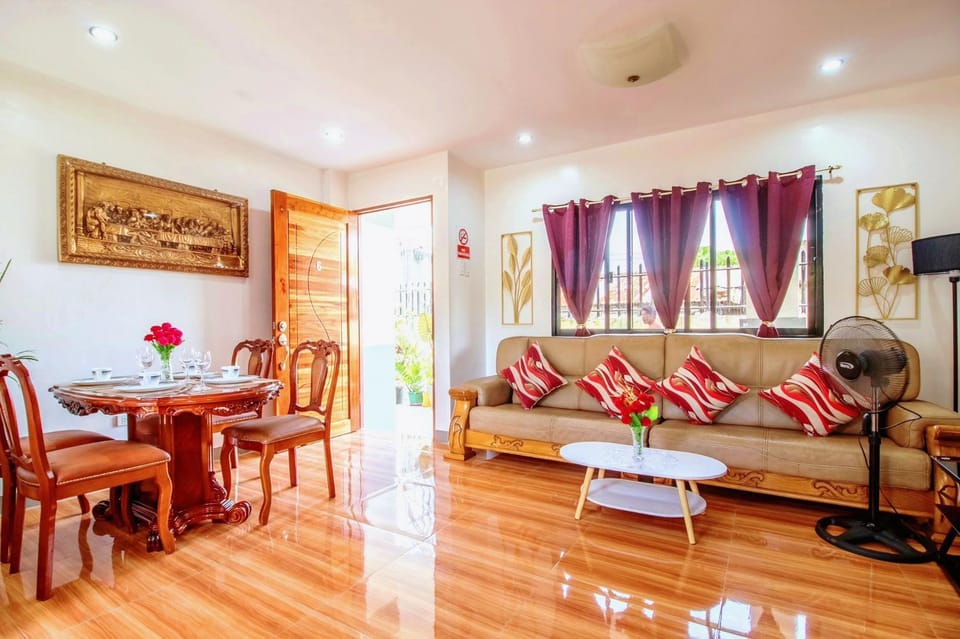 Home Away From Home 2BR Apartment 6 Minutes Drive to Grand Mall WiFi, Netflix & Free Parking Apartment in Central Visayas