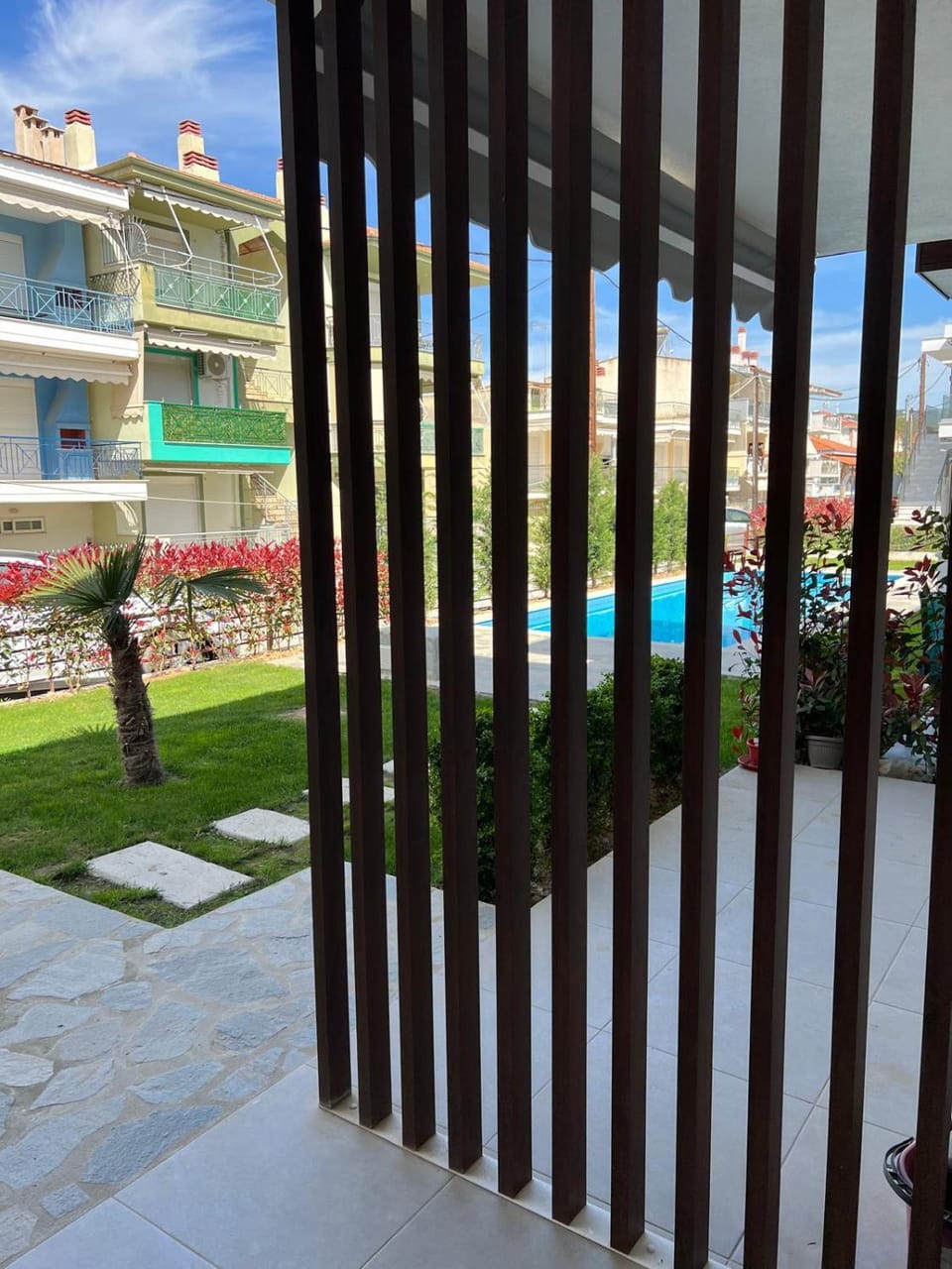 Property building, Patio, Day, Balcony/Terrace, Pool view, Swimming pool