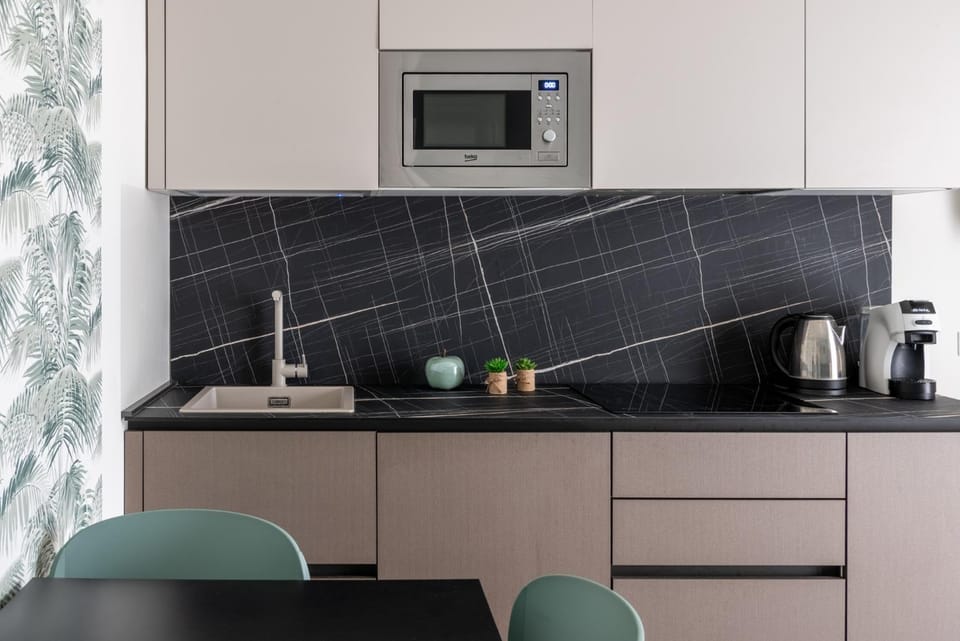 Coffee/tea facilities, Kitchen or kitchenette