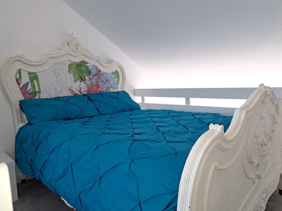 Chic apartment in the heart of Brighton Marina Apartment in Brighton