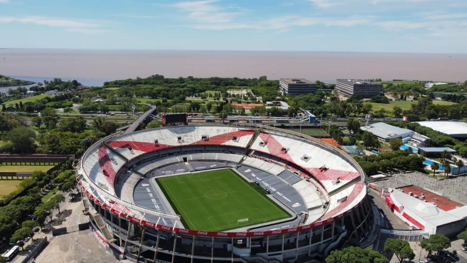Off site, Bird's eye view