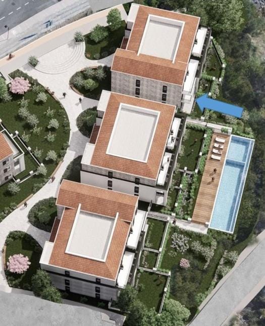 Property building, Neighbourhood, Bird's eye view, Balcony/Terrace, Swimming pool, Swimming pool