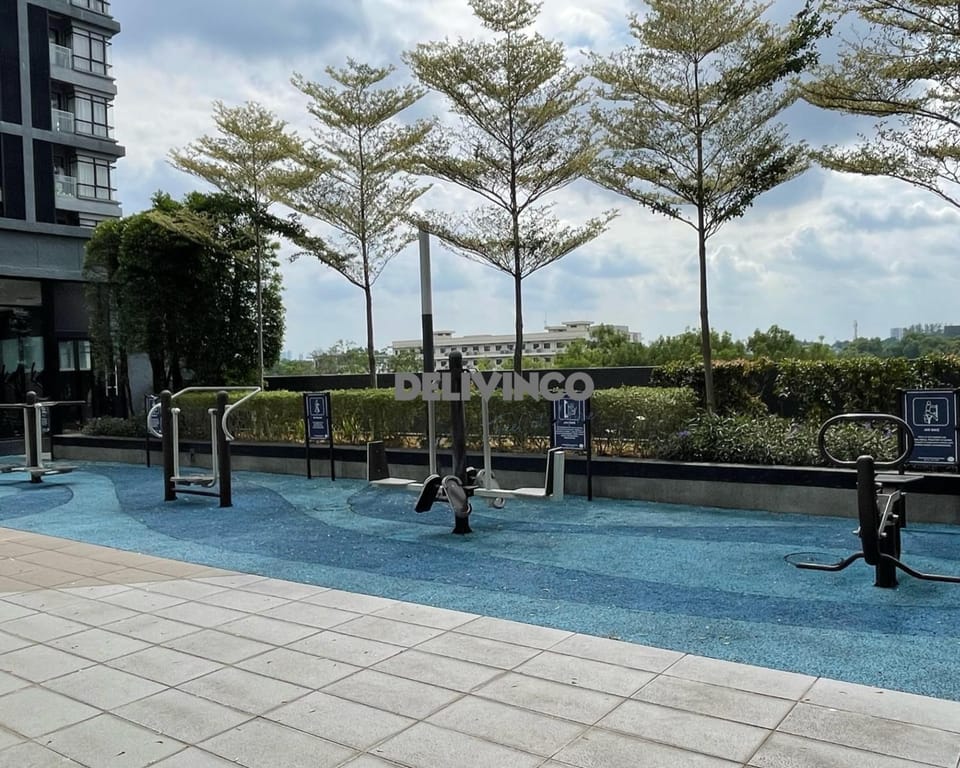 Kama Suite for 2Pax at Utropolis Glenmarie Apartment in Petaling Jaya