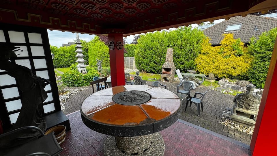 Asian Garden - Das Ferienhaus Bed and Breakfast in North Rhine-Westphalia