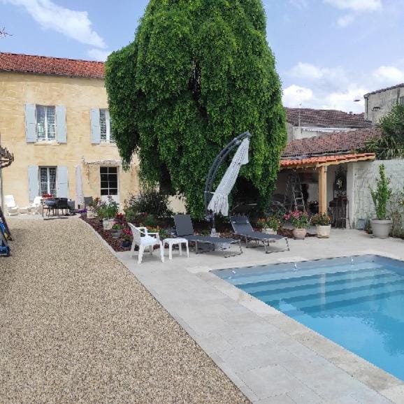 L'Acacia Bed and Breakfast in Bergerac