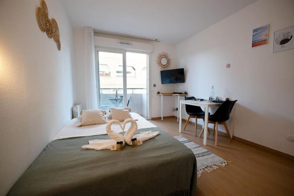 Riquier Station Spot, 5 min from Train & Tramway Apartment in Nice