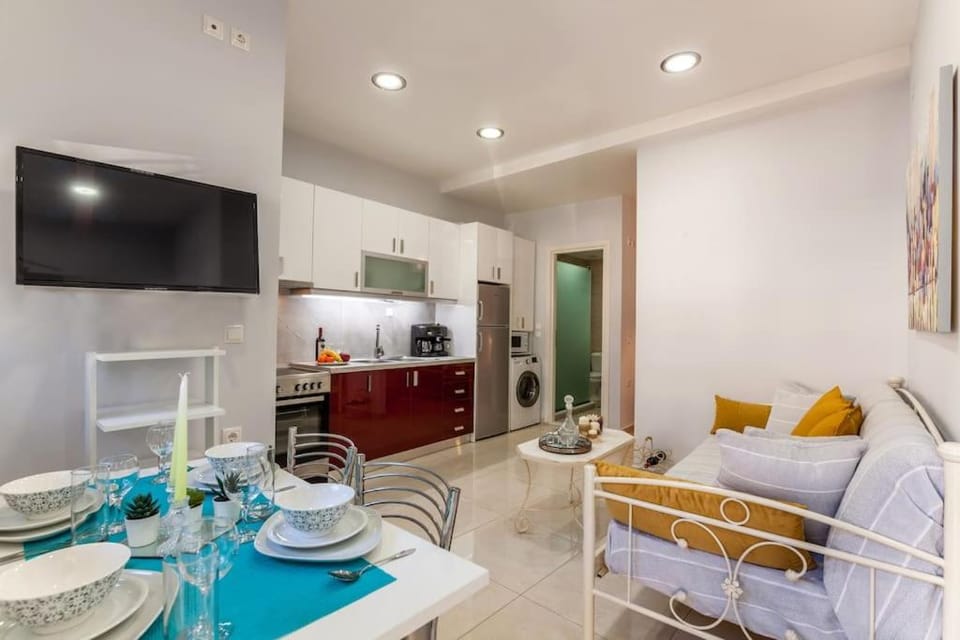 The yard Apartment in Heraklion