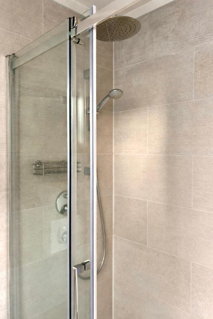 Shower, Bathroom, hair dryier, towels