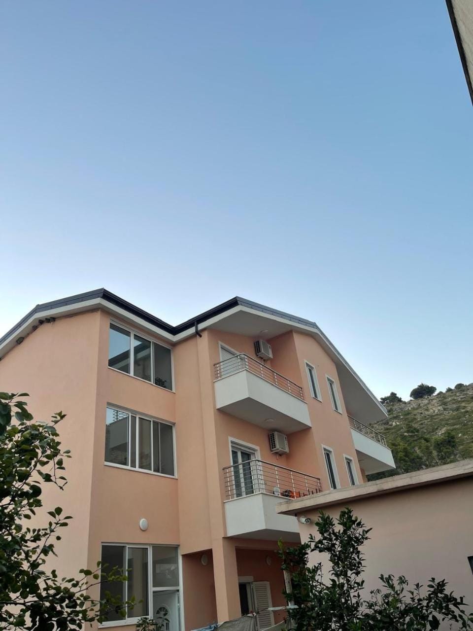 Property building, Day