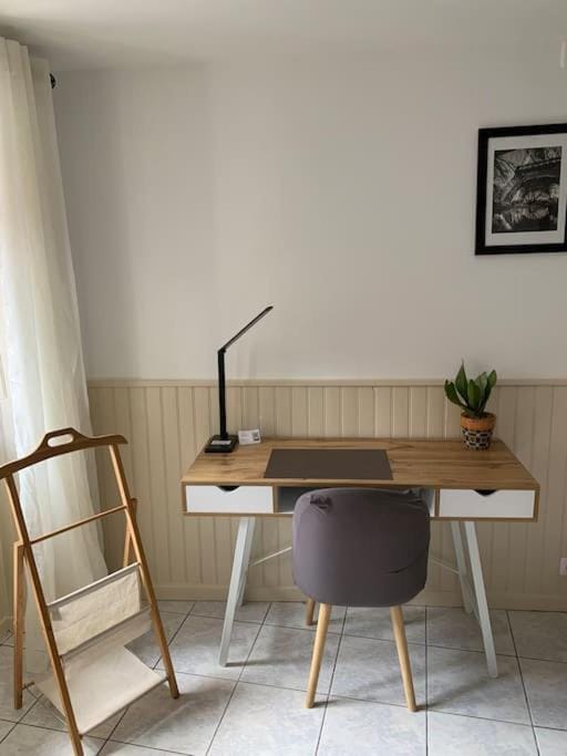 T2 Confort Netflix - Business Apartment in Île-de-France