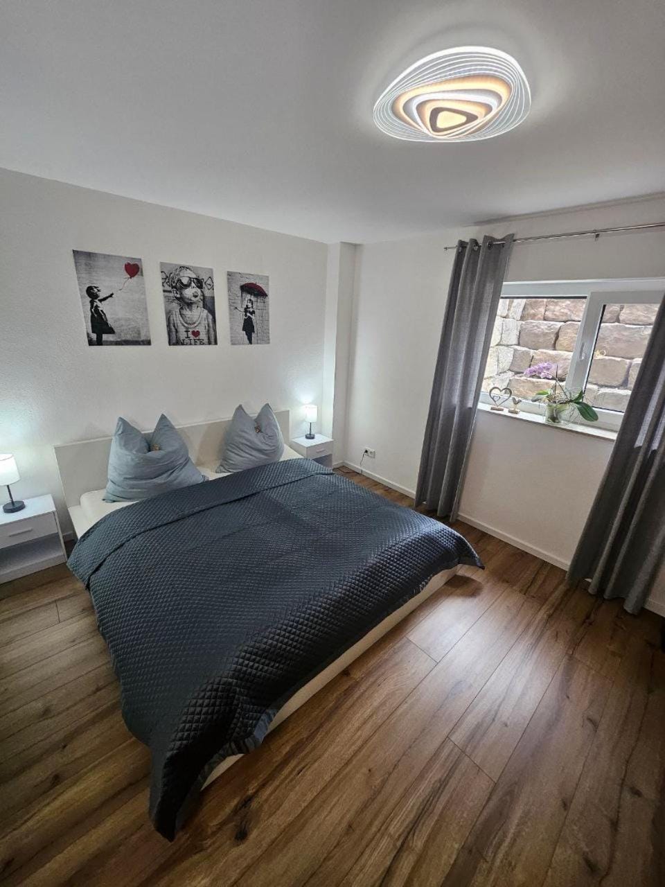 Bed, Bedroom