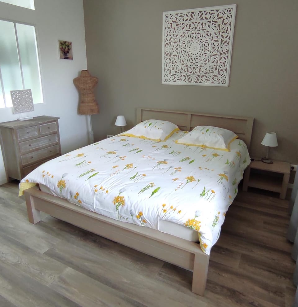 Gîte 4 pers L'Ainstant Présent Apartment in Auvergne-Rhône-Alpes