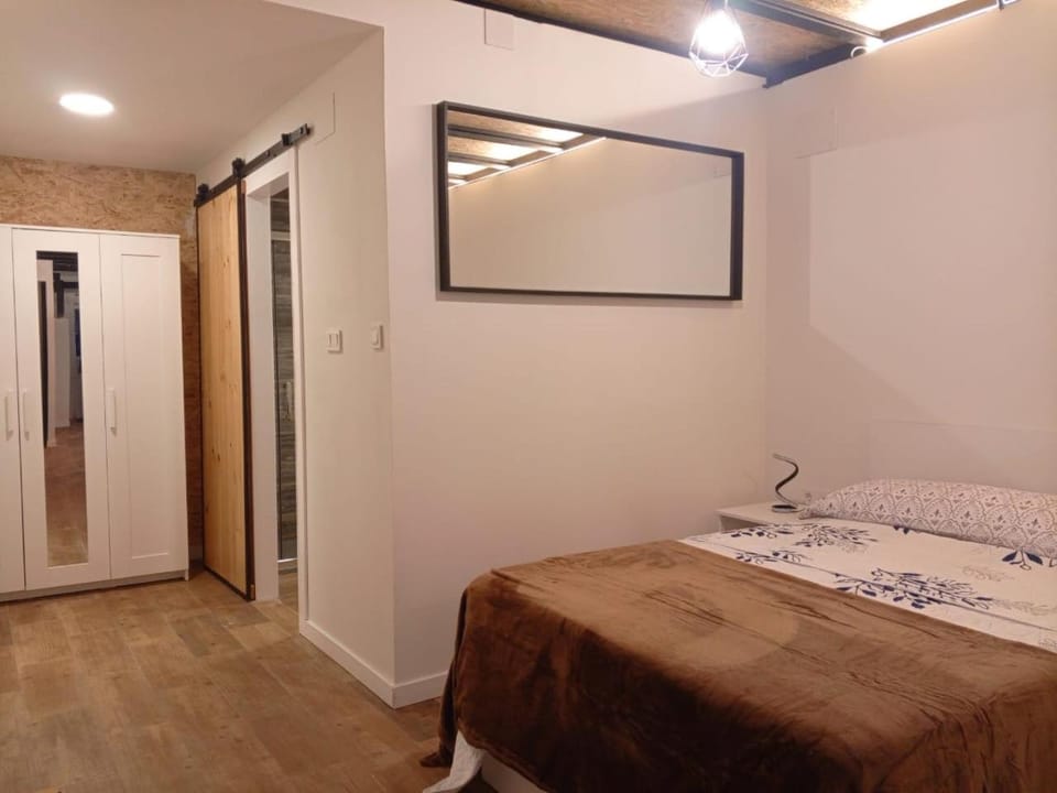 Bed, Photo of the whole room, Bedroom, wardrobe