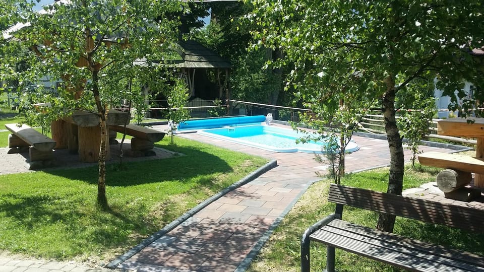 Garden, Swimming pool