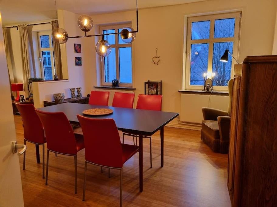 Pæn central lejlighed med gratis parkering Apartment in Central Denmark Region