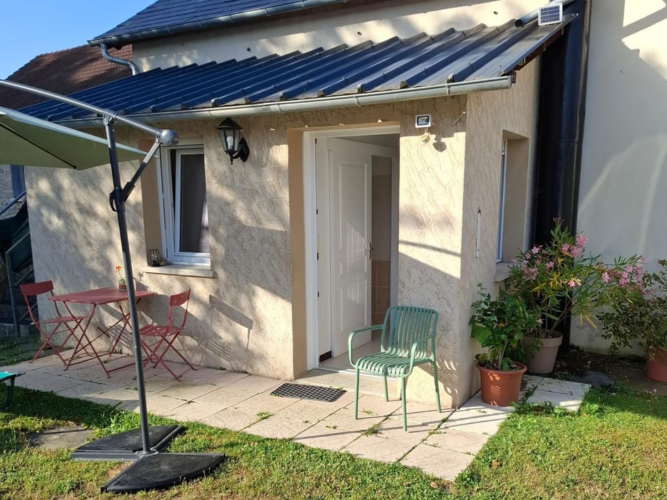 La Petite Maison à Gimel-les-Cascades House in Nouvelle-Aquitaine
