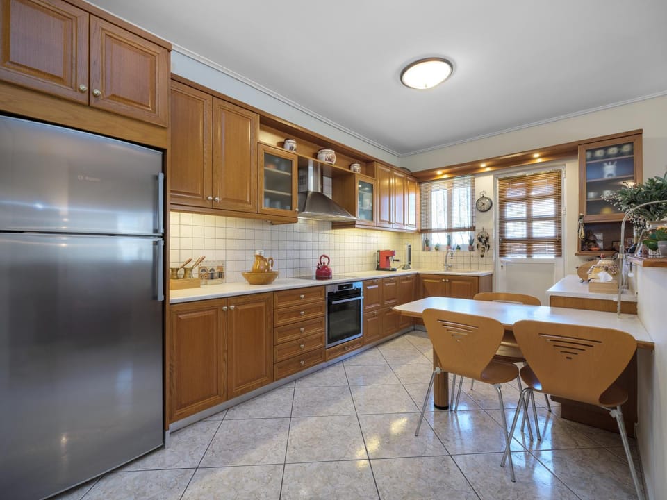 Kitchen or kitchenette, Dining area, oven, stove, kitchen