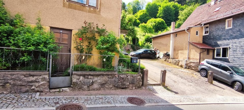 Property building, Street view, Parking