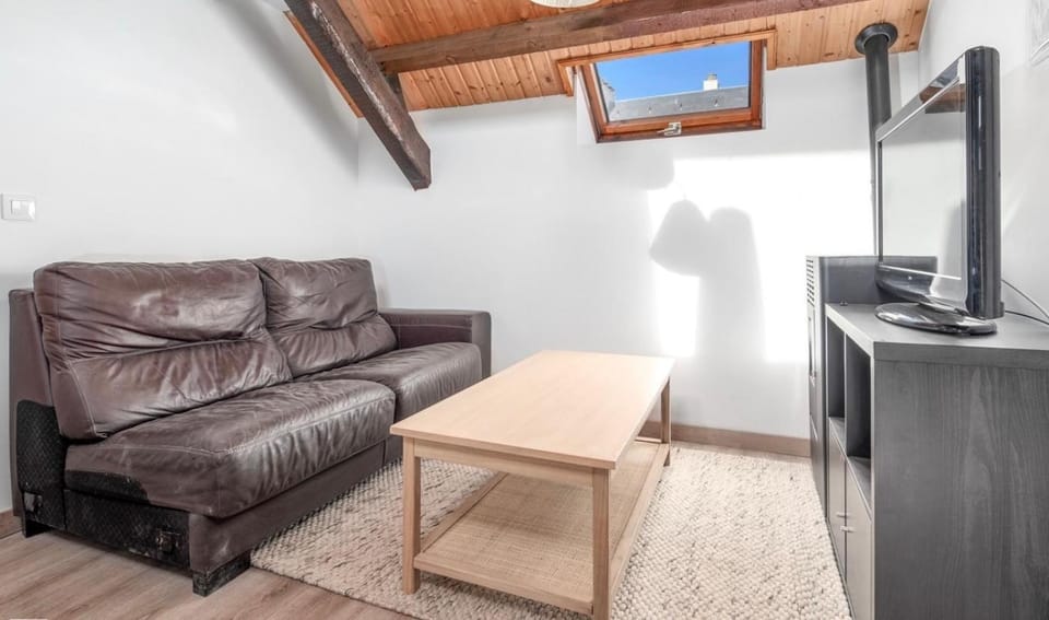 Ático Canfranc alquiler larga estancia Apartment in Aragon