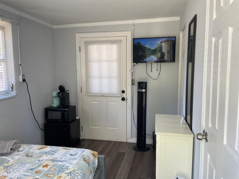 TV and multimedia, oven