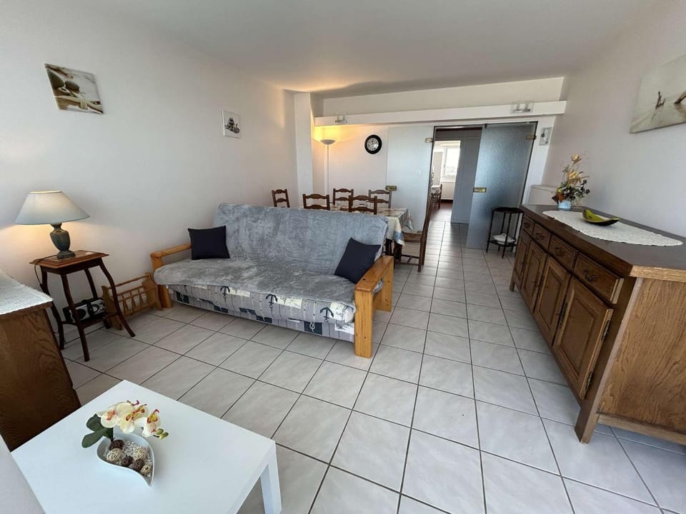 Appartement face mer avec balcon, 3 pièces, 6 couchages à Saint-Jean-de-Monts - FR-1-224C-307 Apartment in Saint-Jean-de-Monts
