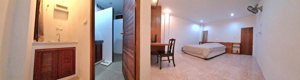 Banchang home village L Apartment in Chon Buri Changwat