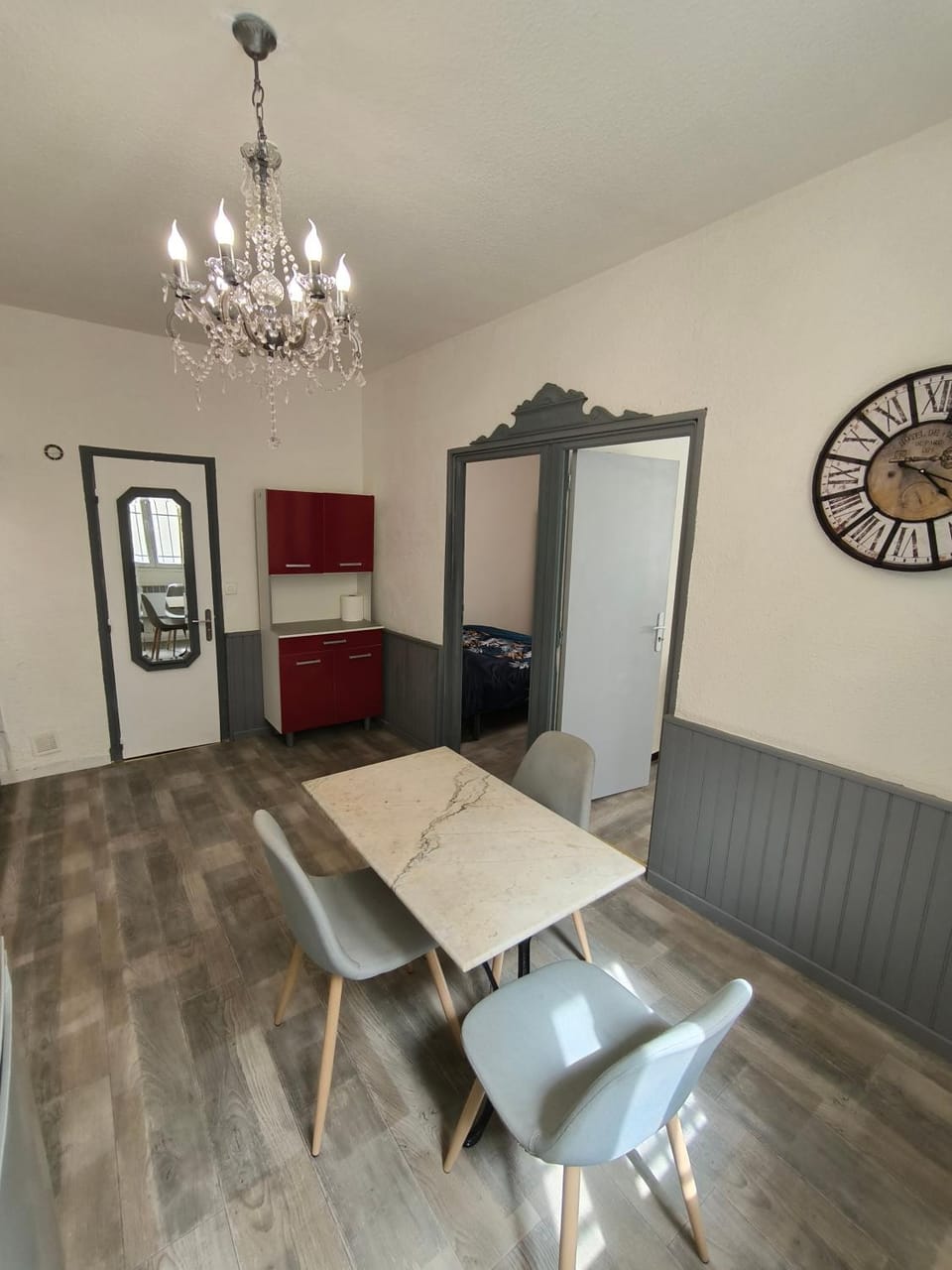 Appartement chaleureux dans le centre de Béziers Apartment in Béziers