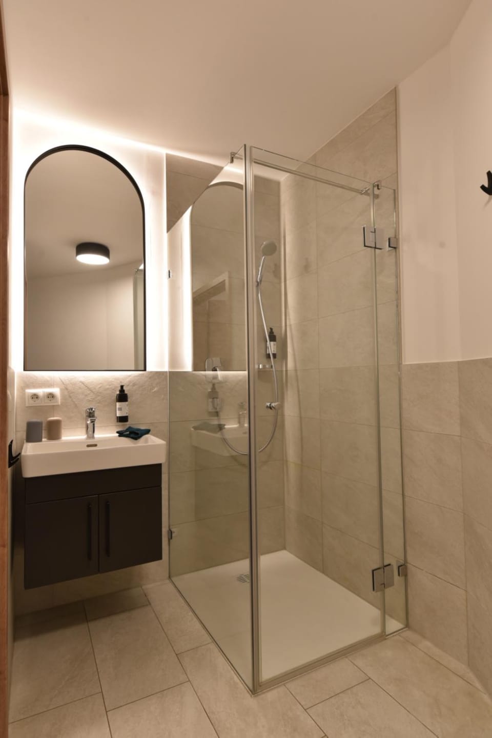 myQuartier City Chalets digital self check in Apartment hotel in Innsbruck