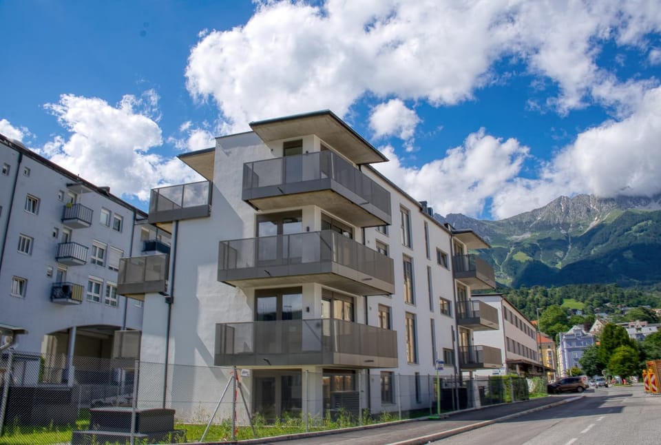 myQuartier City Chalets digital self check in Apartment hotel in Innsbruck