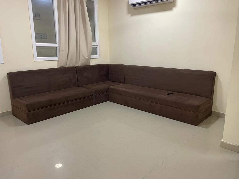 Living room, Seating area, air conditioner