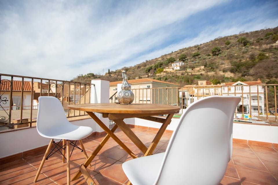 View (from property/room), Balcony/Terrace, Balcony/Terrace, Mountain view