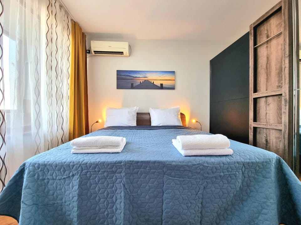Apartment Sunrise - 2 Bedrooms to the Sea Apartment in Burgas
