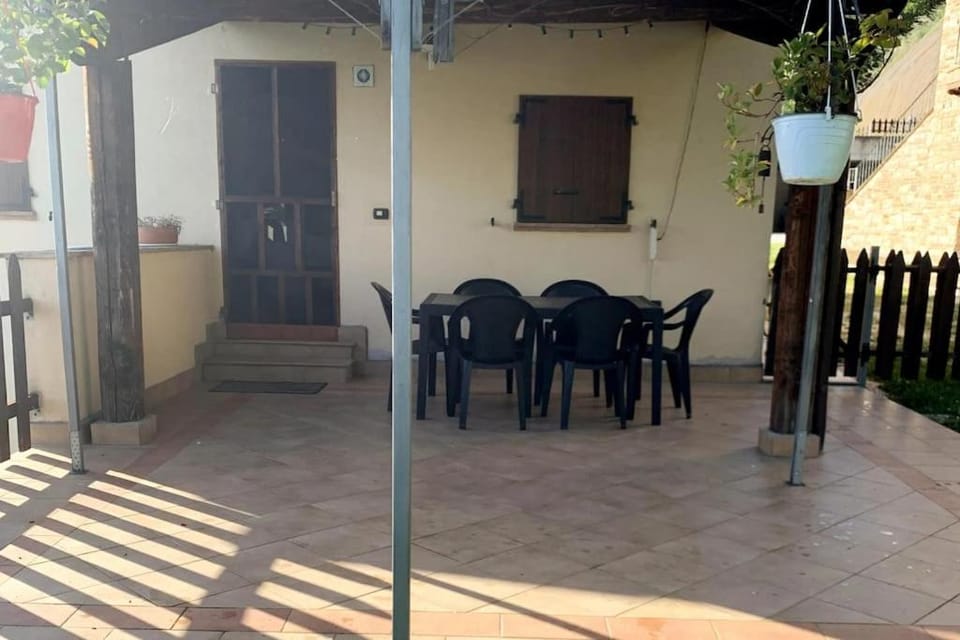 Colferraio 23 dove l'accoglienza è di casa! House in Marche
