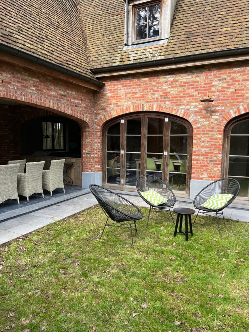 Garden, Seating area
